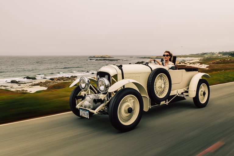 一間公司正在生產可以駕駛的模型車